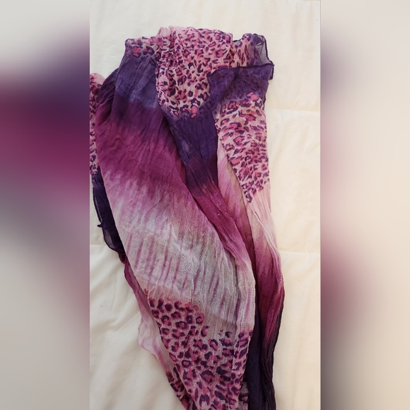 Scarf/Sarong O/S - Picture 2 of 4